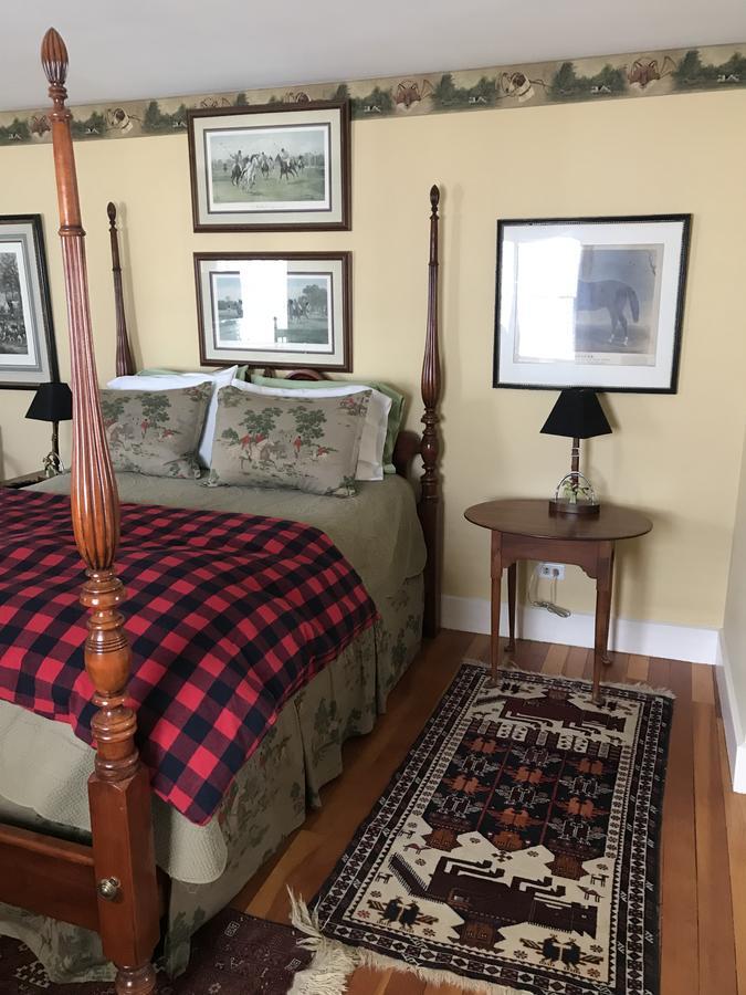Topsides Bed & Breakfast Wolfeboro Exterior photo